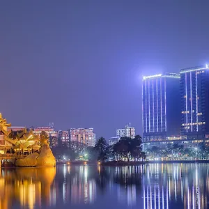 Wyndham Grand Hotel Yangon